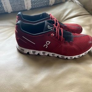 ON running cloud2 shoes size 8.5